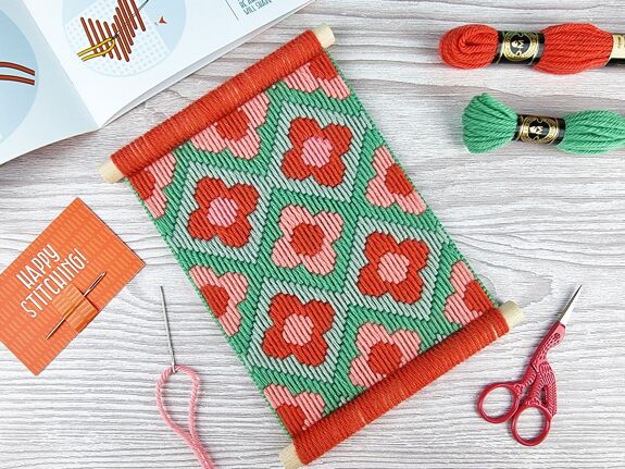 Ditsy Daisy Bargello Tapestry Kit